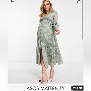 Asos Design Maternity long sleeve midi maxi green dress, size US 4